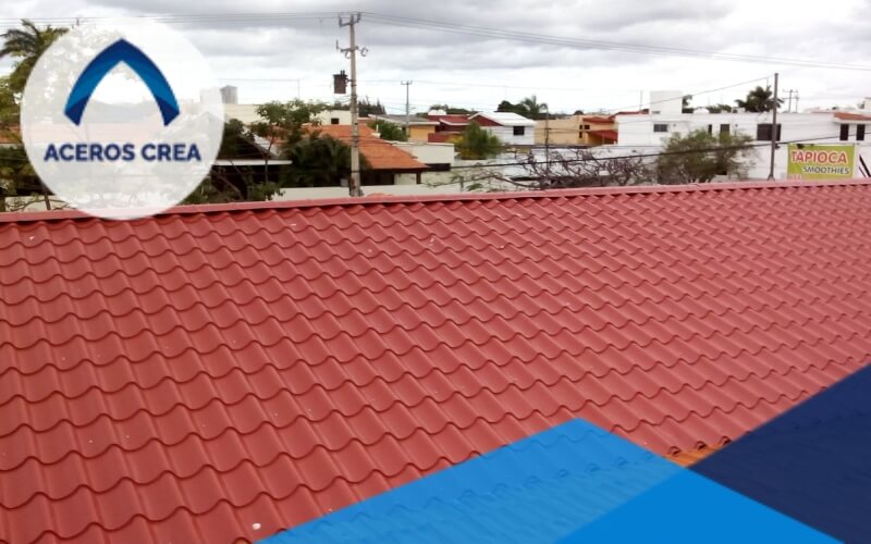 La teja de acero, también conocida como Galvateja, es un componente de acero que tiene un excelente uso para techos.